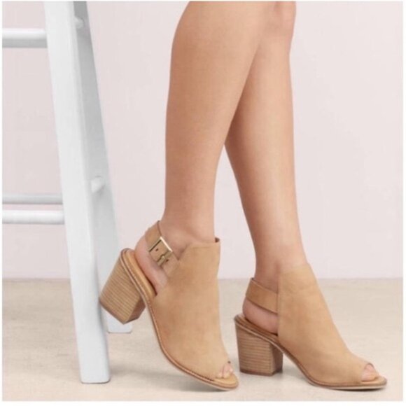 Chinese Laundry Caleb Suede Stacked Heel Sandals Brass Buckle Nude Size 8 - Picture 7 of 15